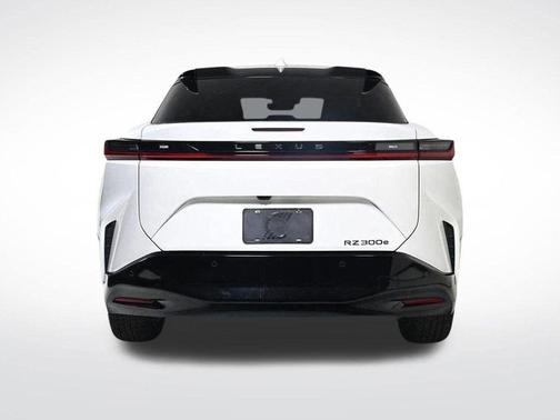 2024 Lexus RZ 300e Luxury