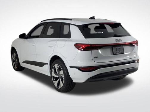 2025 Audi Q6 e-tron Premium
