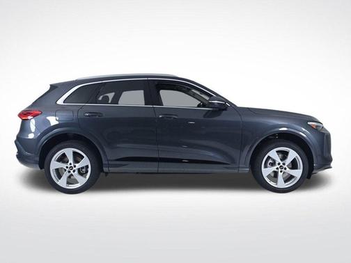 2025 Audi Q5 2.0T quattro Premium