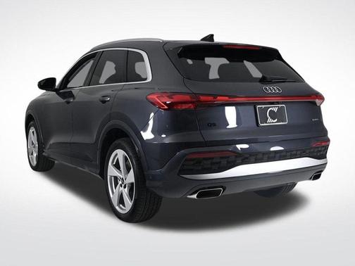 2025 Audi Q5 2.0T quattro Premium