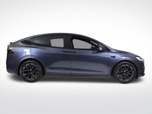 2022 Tesla Model X Plaid