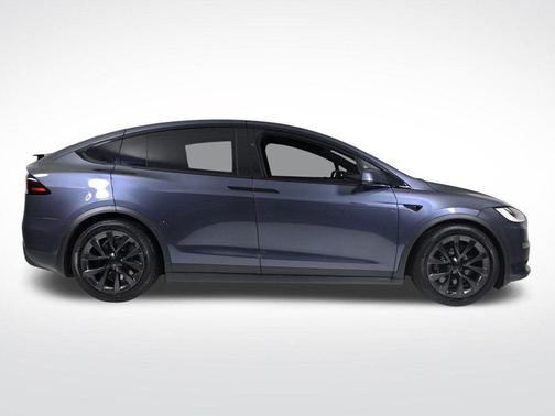 2022 Tesla Model X Plaid
