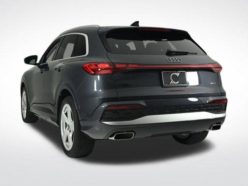 2025 Audi Q5 2.0T quattro Premium