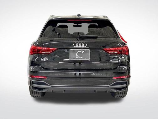 2025 Audi Q3 45 S line Premium