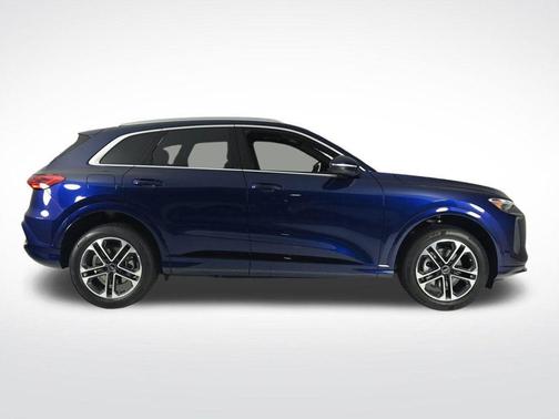 2025 Audi Q5 2.0T quattro Premium