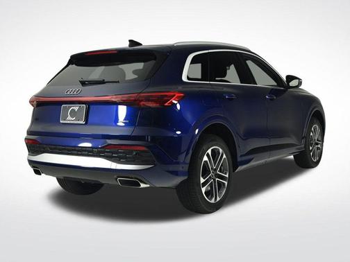 2025 Audi Q5 2.0T quattro Premium