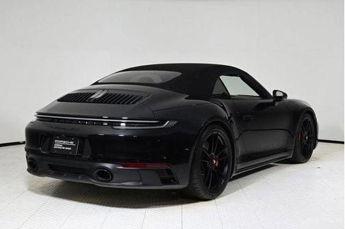 2024 Porsche 911 Carrera GTS