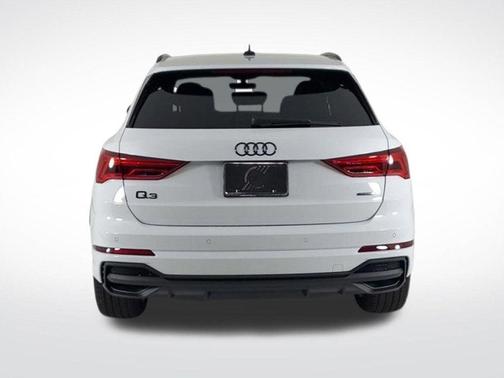 2025 Audi Q3 45 S line Premium