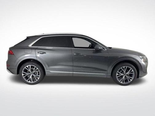 2025 Audi Q8 Premium Plus