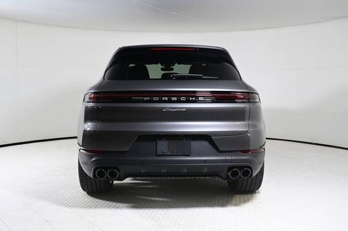 2026 Porsche Cayenne Base