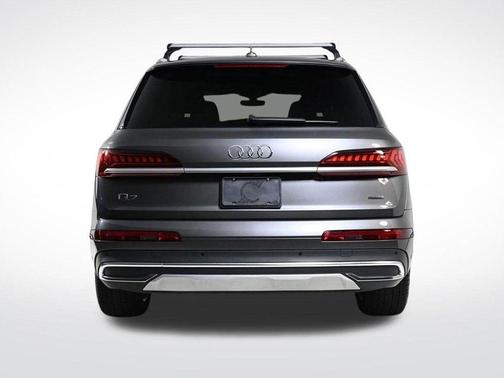 2025 Audi Q7 55 Premium