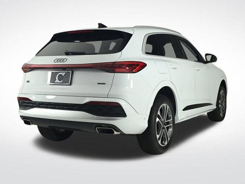 2025 Audi Q5 2.0T quattro Premium