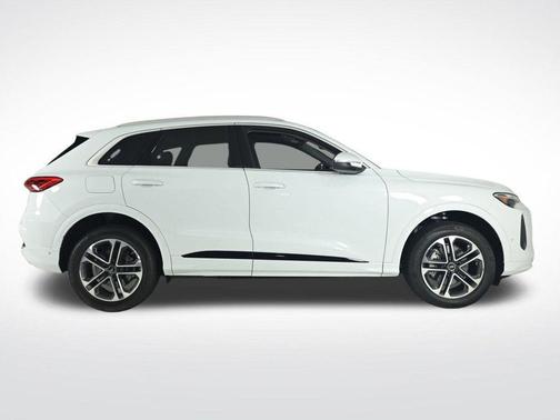 2025 Audi Q5 2.0T quattro Premium