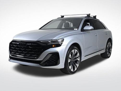 2025 Audi Q8 Premium Plus