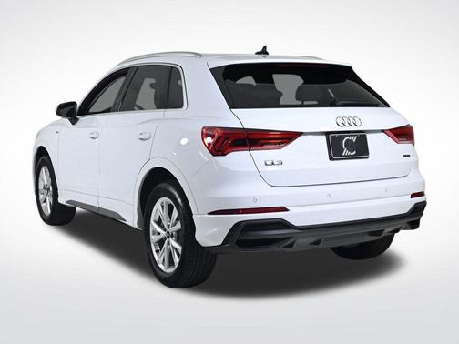 2024 Audi Q3 45 S line Premium
