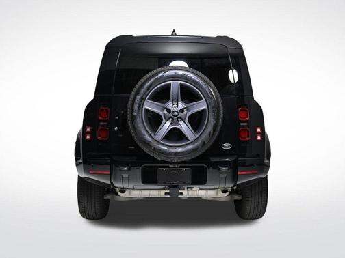 2022 Land Rover Defender 110 X-Dynamic SE