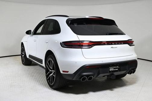 2024 Porsche Macan Base