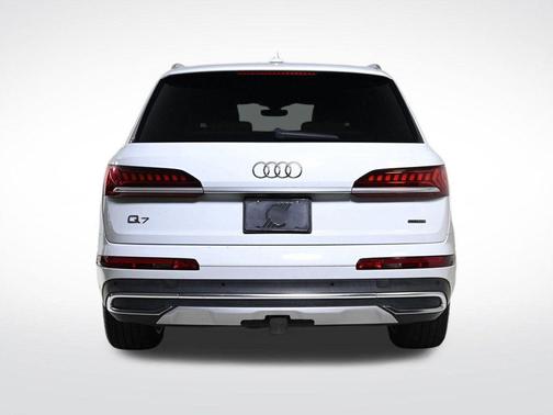 2021 Audi Q7 55 Premium Plus