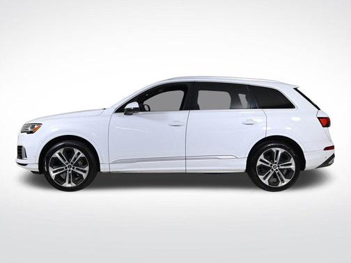2021 Audi Q7 55 Premium Plus