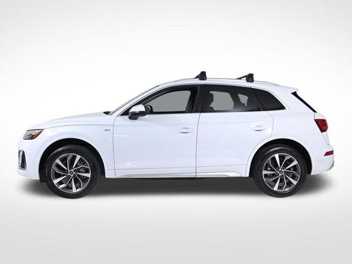 2024 Audi Q3 45 S line Premium