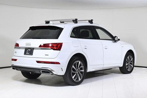 2024 Audi Q3 45 S line Premium