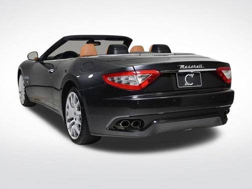 2016 Maserati GranTurismo Base