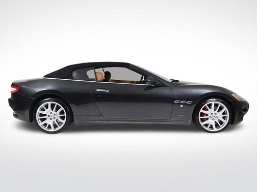 2016 Maserati GranTurismo Base