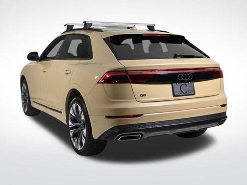 2024 Audi Q8 55 Premium Plus