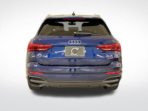 2025 Audi Q3 45 S line Premium