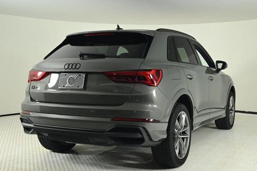2025 Audi Q3 45 S line Premium