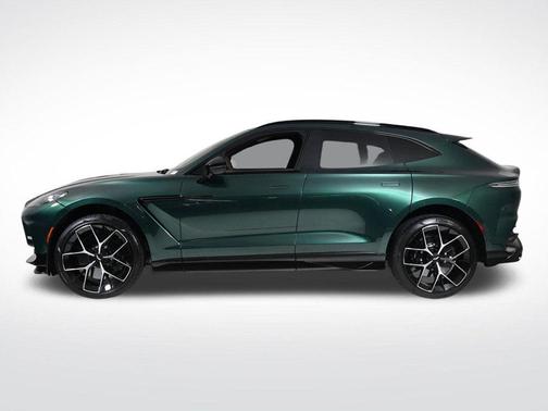 2026 Aston Martin DBX 707