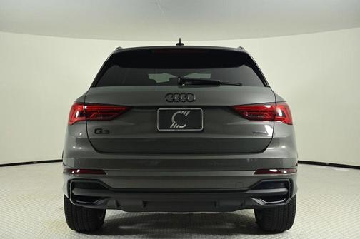 2025 Audi Q3 45 S line Premium