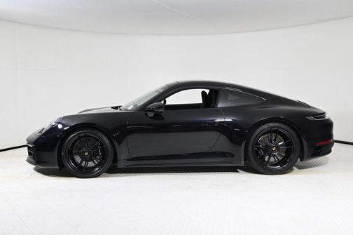 2023 Porsche 911 Carrera 4 GTS