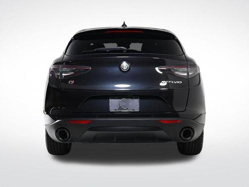 2025 Alfa Romeo Stelvio Sprint