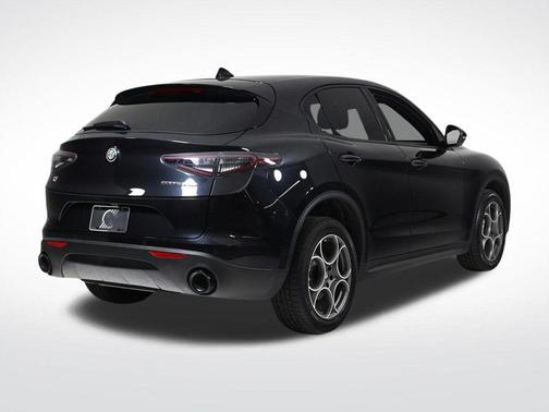 2025 Alfa Romeo Stelvio Sprint