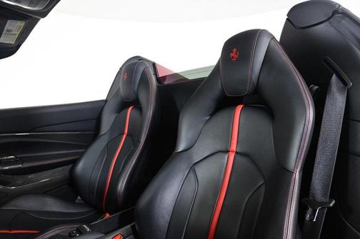 2021 Ferrari F8 Spider Base