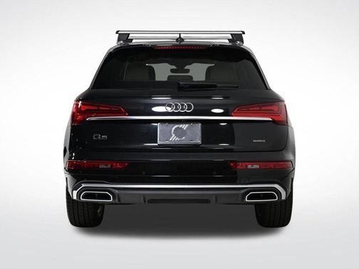2024 Audi Q5 45 S line quattro Premium