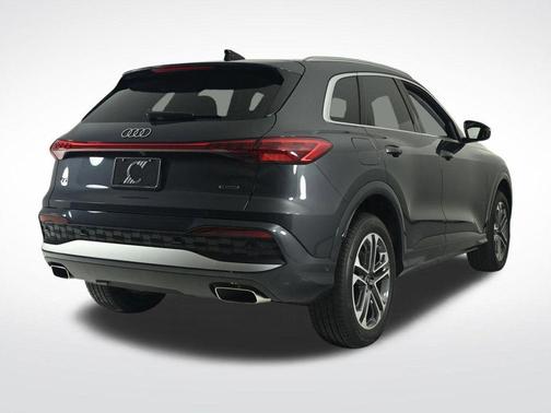 2025 Audi Q5 2.0T quattro Premium