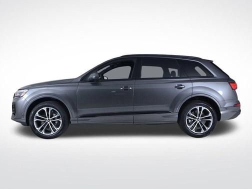 2026 Audi Q7 45 Premium Plus