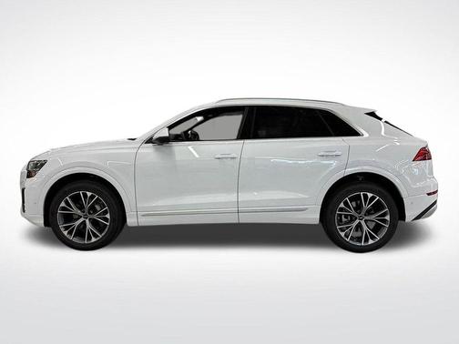 2025 Audi Q8 Premium Plus
