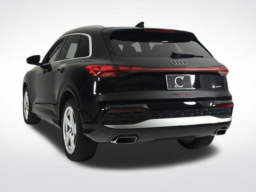 2025 Audi Q5 2.0T quattro Premium