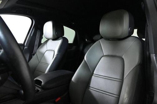 2024 Porsche Cayenne AWD