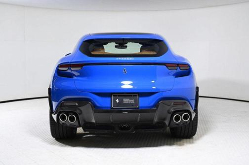 2024 Ferrari Purosangue Base