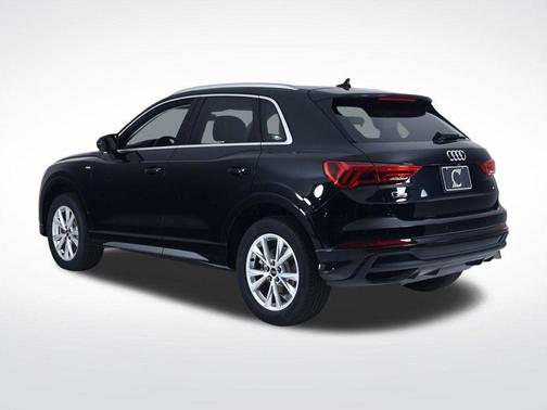 2025 Audi Q3 45 S line Premium