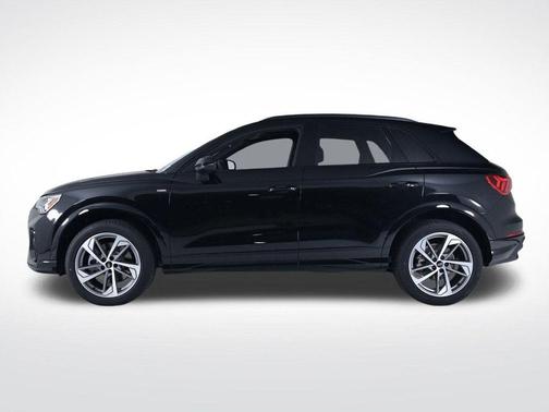 2025 Audi Q3 45 S line Premium