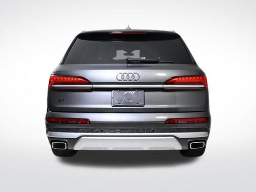 2025 Audi Q7 45 Premium