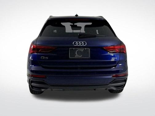 2025 Audi Q3 45 S line Premium
