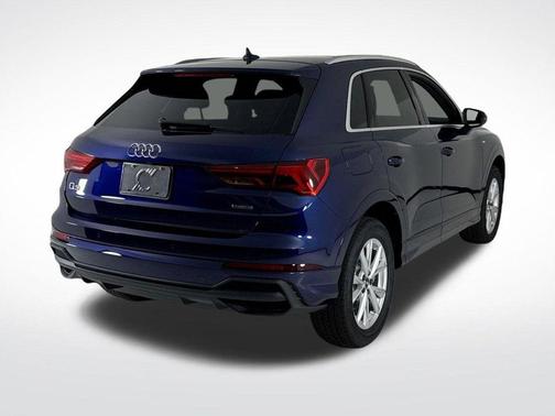 2025 Audi Q3 45 S line Premium