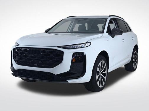 Glacier White Metallic 2026 Audi Q3 S line