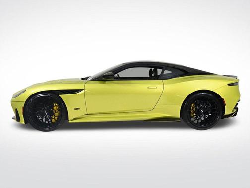 2023 Aston Martin DBS ULTIMATE